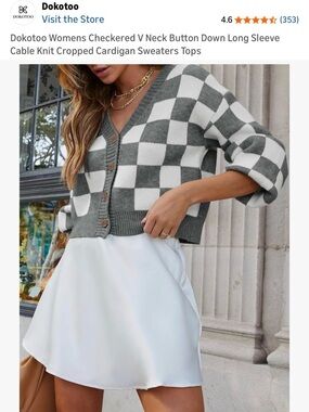 Gray & White Checkered V-Neck Cropped Cardigan Sweater